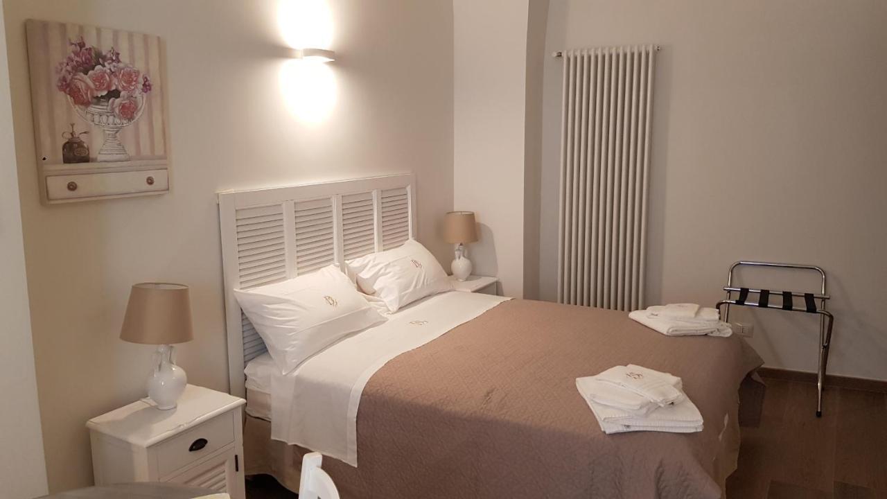 Ferienwohnung La Dimora Dei Sorrisi Monopoli Exterior foto