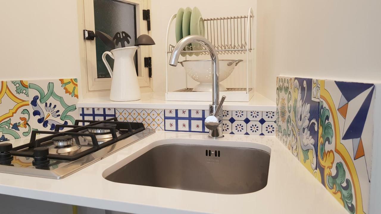Ferienwohnung La Dimora Dei Sorrisi Monopoli Exterior foto